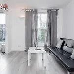 Conen Breccia Apartment