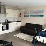 Studio Apartment Opposite Shoreditch Park