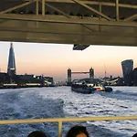 Luxury Apartment North Greenwich London