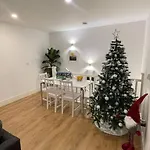 Apartment S-W-4 London