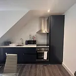 Star London Finchley Road 3-Bed Haven