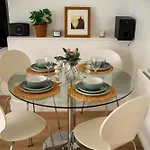 1 Bed Apartment In London, 10 Minutes From London Bridge