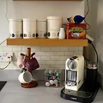 1 Bed Apartment In London, 10 Minutes From London Bridge