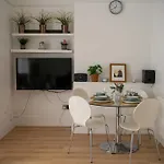 1 Bed Apartment In London, 10 Minutes From London Bridge