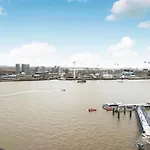 O2 Greenwich Central City Stays