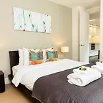 Comfortable 1Br, 2 Mins From Monument Station!