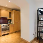 One Bed Serviced Apt Near Millenium Bridge