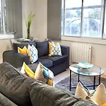 Heathrow Apartments By Manhattan