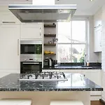 Veeve - Lambeth Road Vr