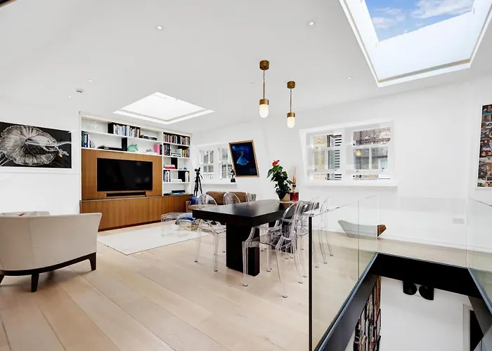 Luxury 3 Bed House By Hyde Park, Bayswater