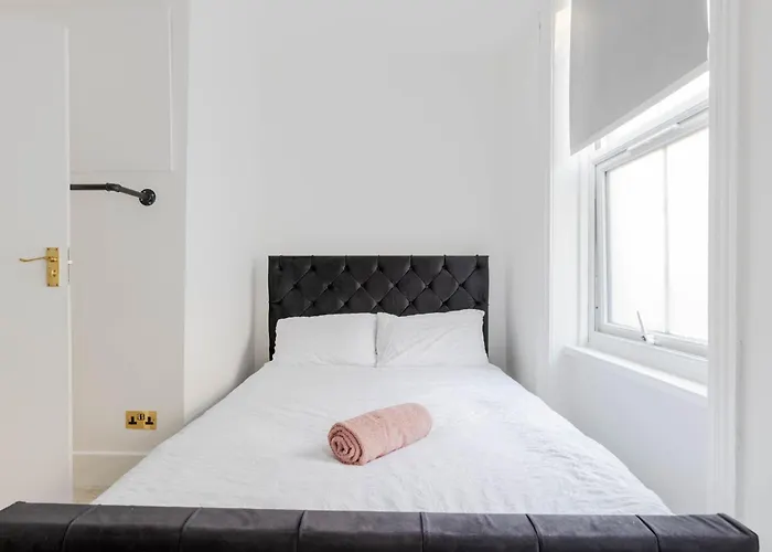 Tower Apartment\'S