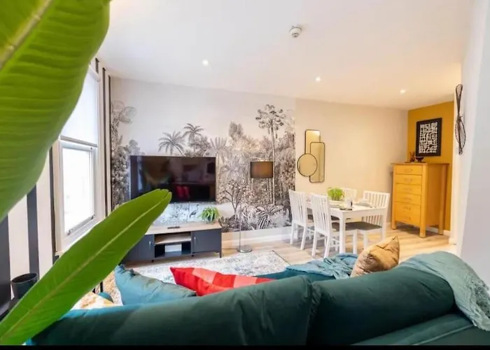 Deluxe 2-Bedroom Apartment In Kings Cross