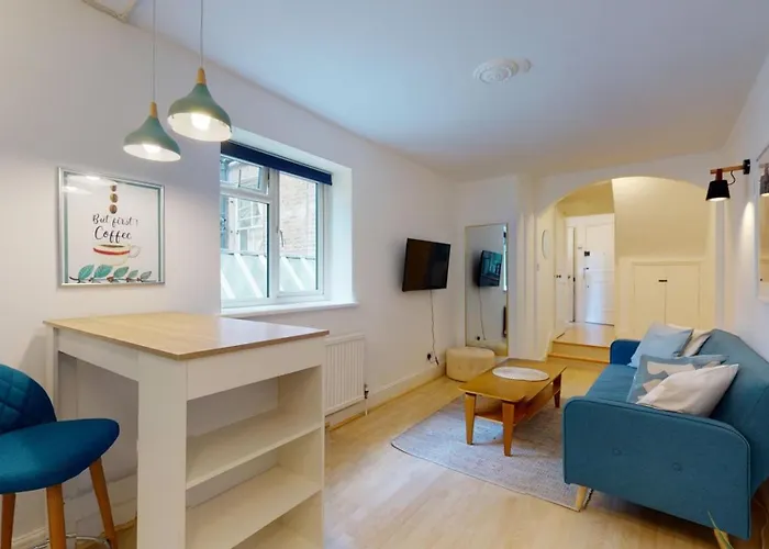 Superior 1 - Bed Apartment In Maida Vale