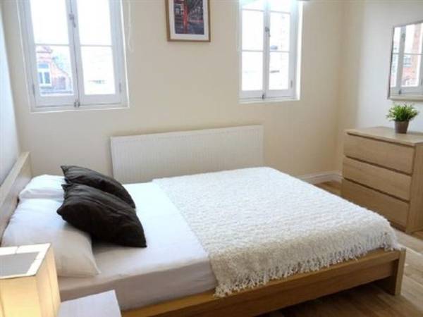 Caledonian Road 4* London