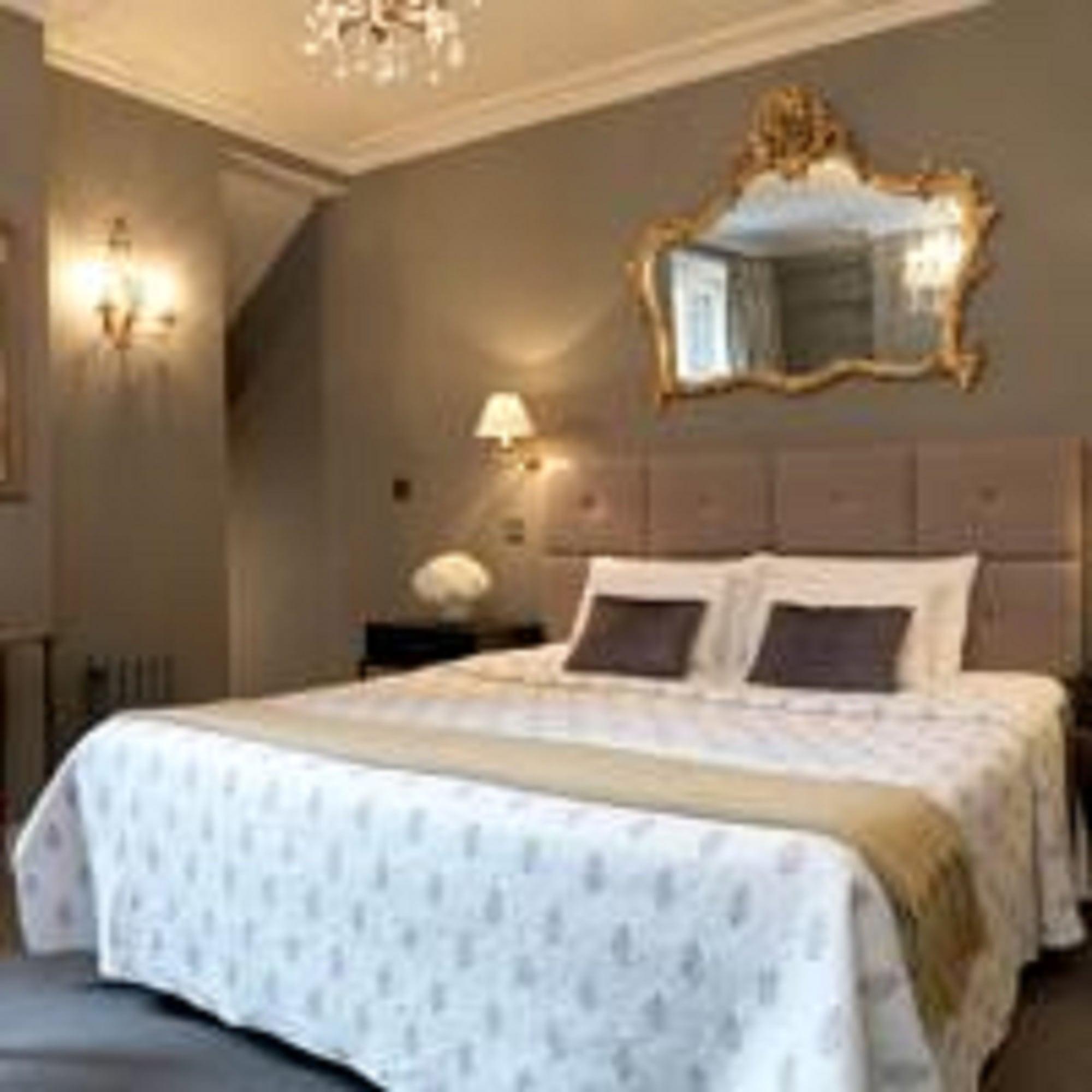 Fielding 4* London