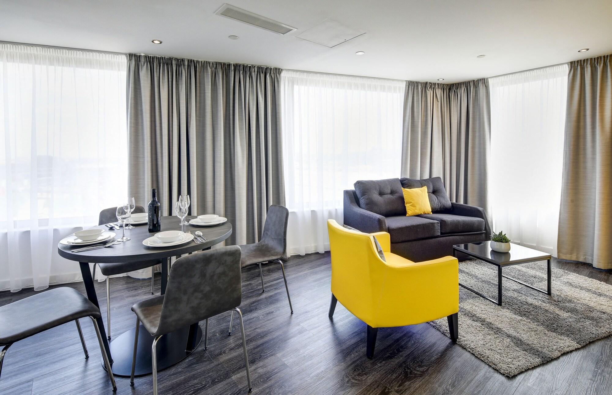 Dockside At Excel Aparthotel 3*