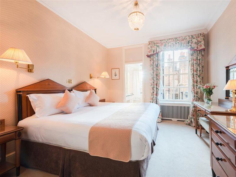 Aparthotel 44 Curzon Street By Mansley 4*