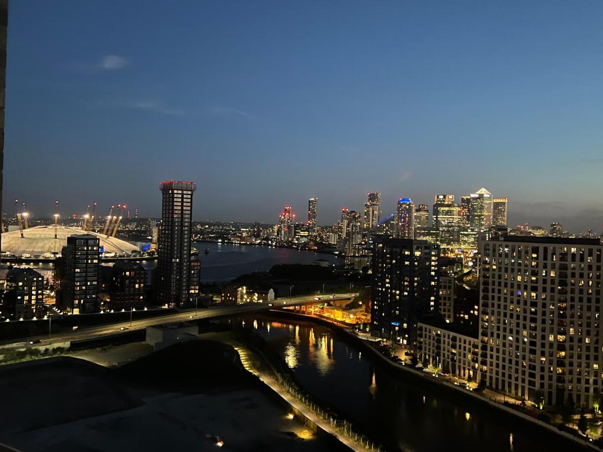 Ac Luxe Penthouse With Free Parking London