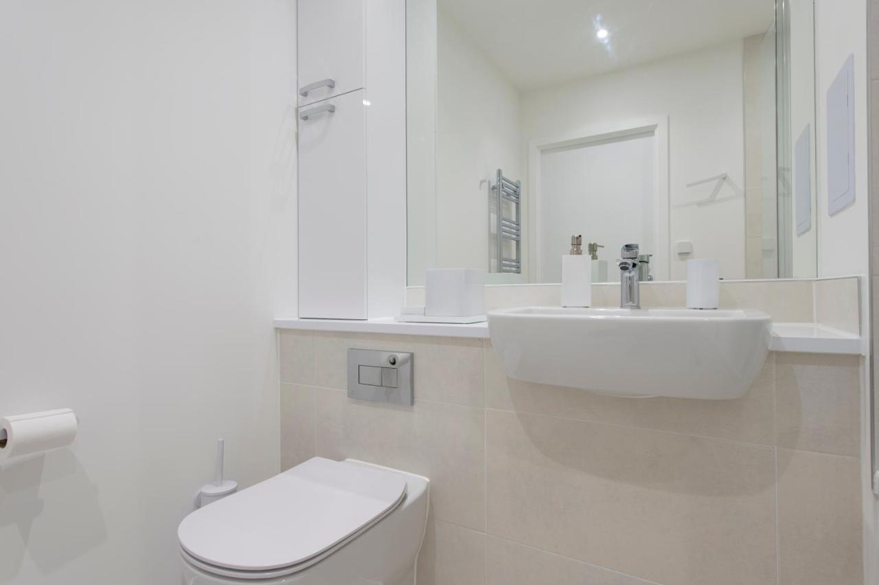 Ac Luxe Penthouse With Free Parking * London