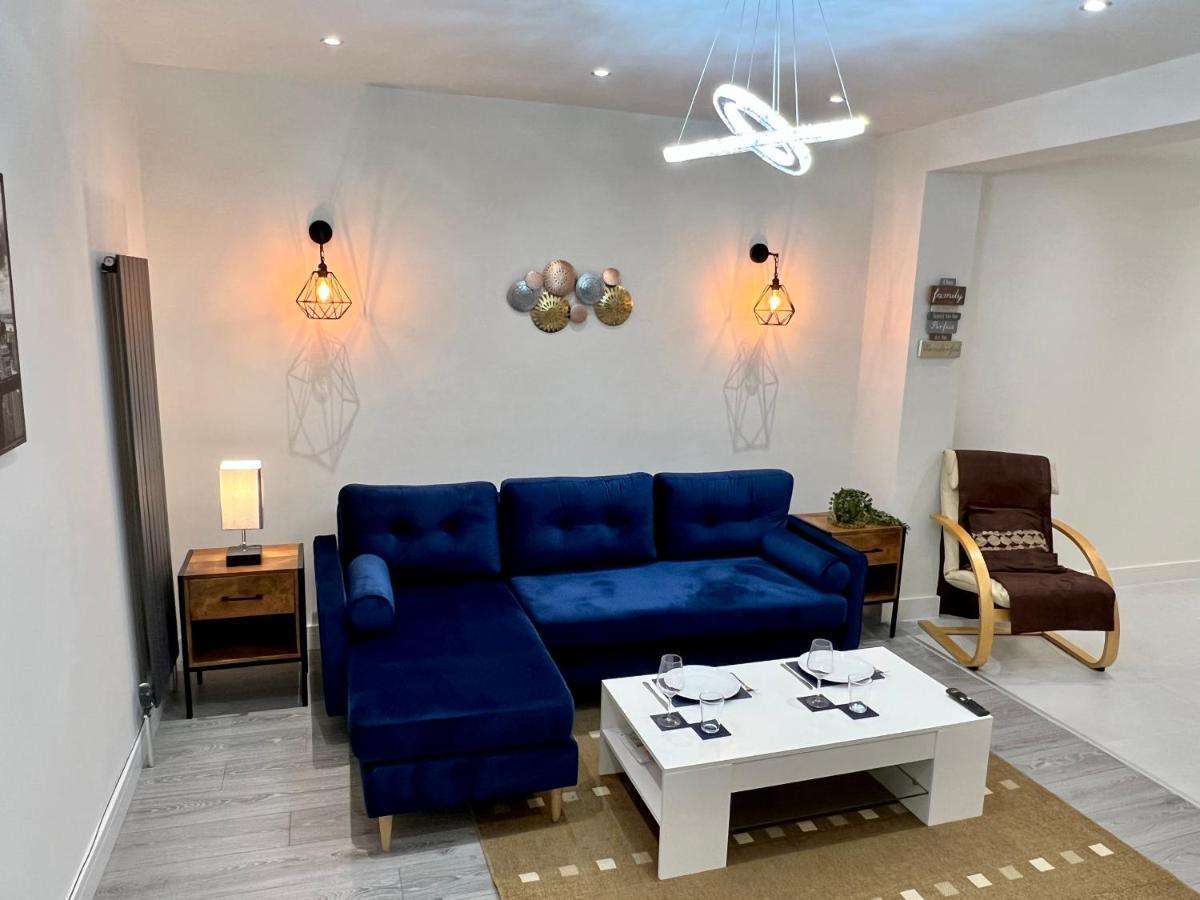Ferienhaus Wembley Stadium 5 Star Brand New Luxury Sleeps 14 With Parking