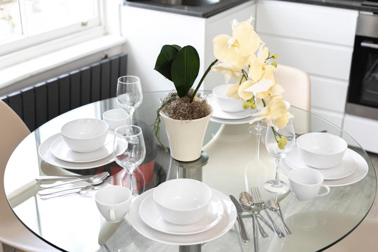 Penthousestays Notting Hill: Chic 2-bedroom Near Portobello Road London