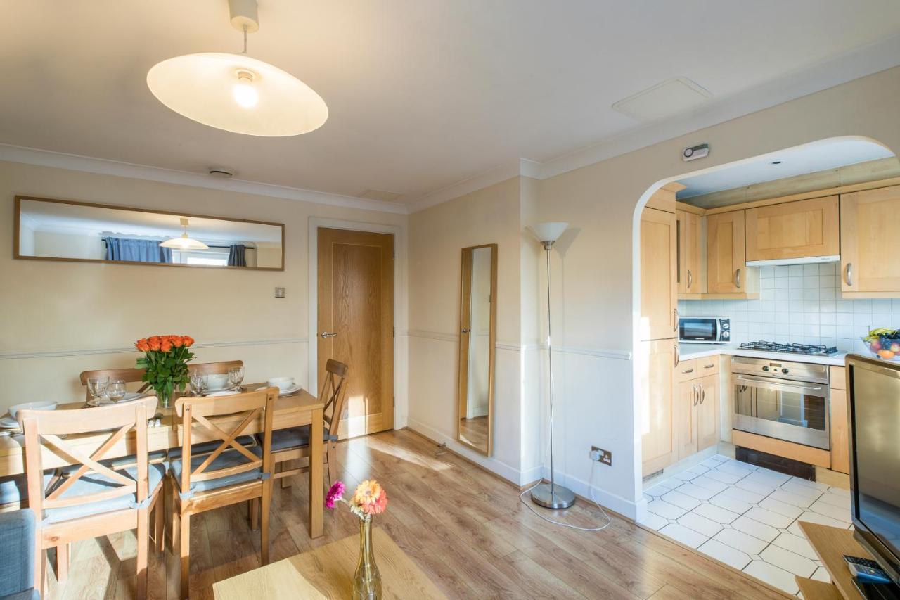 Saint Paul's Apartment *