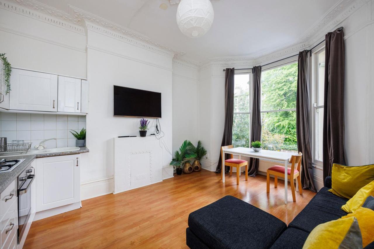 2-bedroom Garden Flat In Finsbury Park, Islington Apartment *