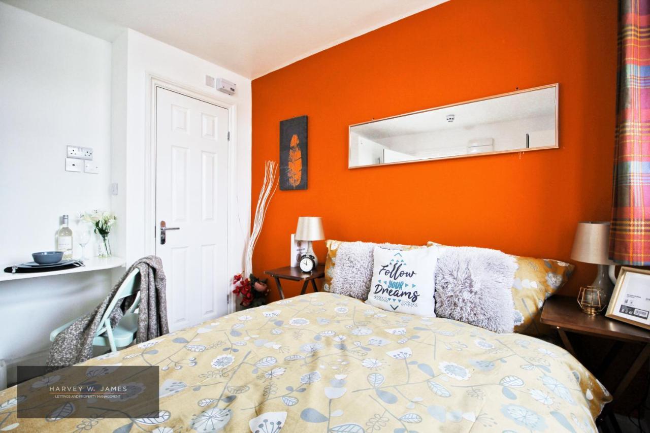 Jd Homes * London