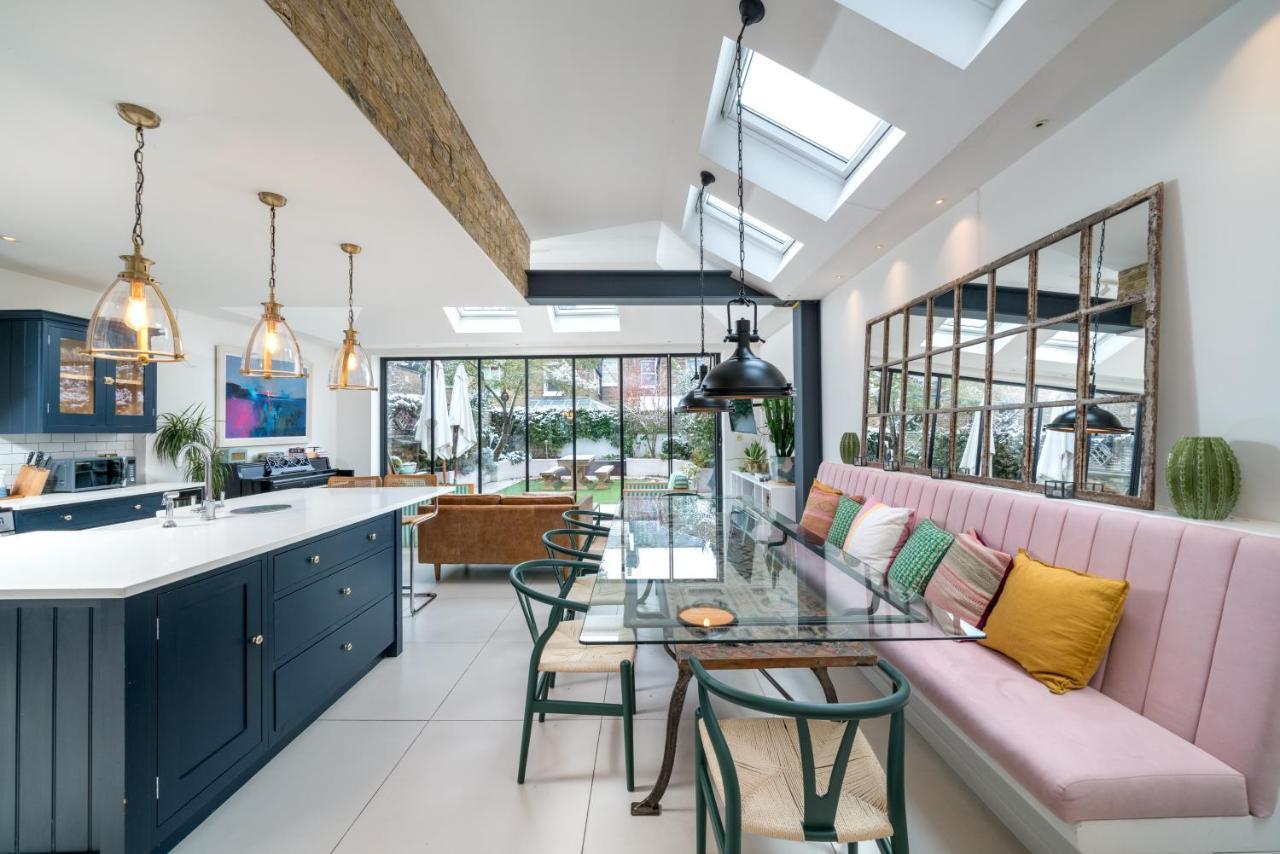 Casa de férias Joivy Splendid 4 Bed, 4 Bath House With Garden, Shepherds Bush *