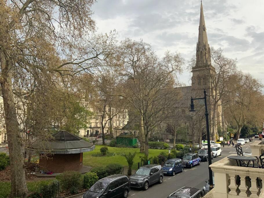 Designer 2 Bedroom Pimlico Apartment