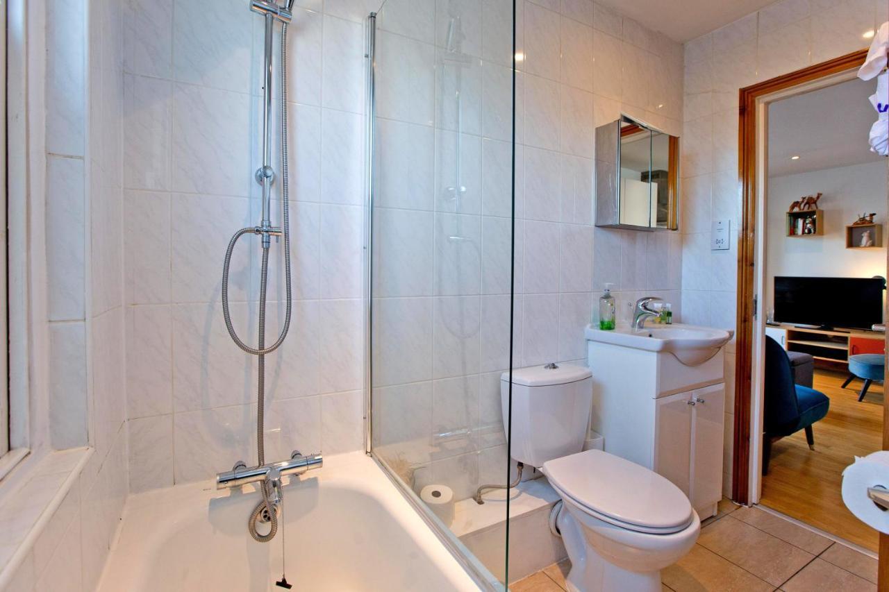Convenient Highbury Fields 1 Bedroom - Parking By Request Apartment London