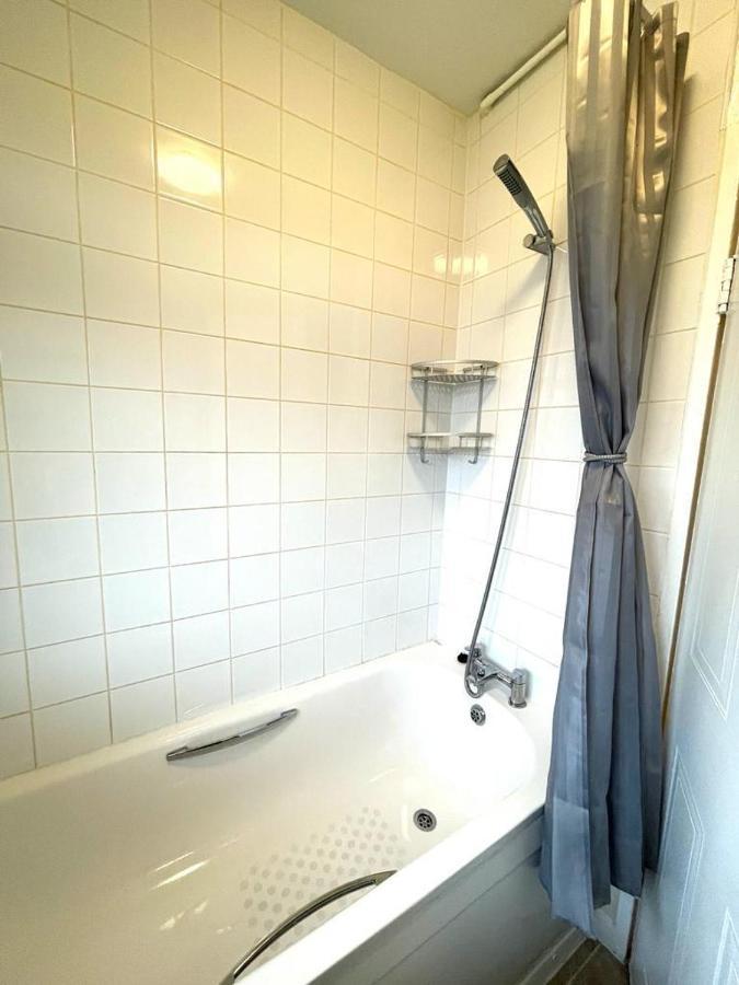 Hospedagem domiciliar Charming Double-bedroom In Flat *