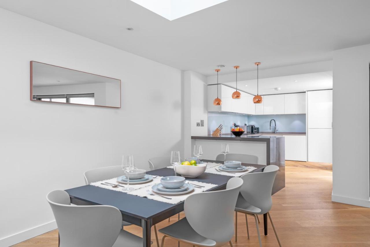 Holiday home Joivy Stylish 3 Bed, 3 Bath House With Private Courtyard In Chelsea *