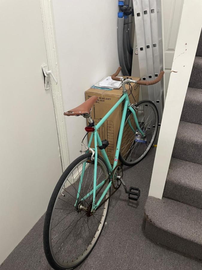 Trendy Dalston Studio Apartment