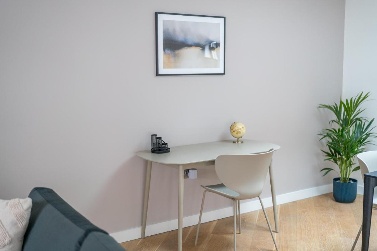 Holiday home Joivy Stylish 3 Bed, 3 Bath House With Private Courtyard In Chelsea London