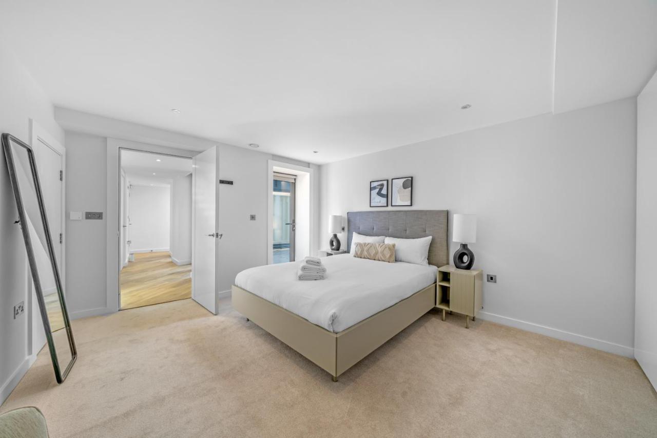 Joivy Stylish 3 Bed, 3 Bath House With Private Courtyard In Chelsea Holiday home *
