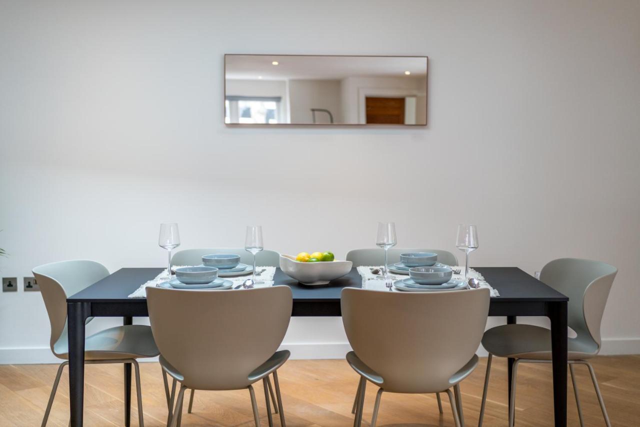 Holiday home Joivy Stylish 3 Bed, 3 Bath House With Private Courtyard In Chelsea *