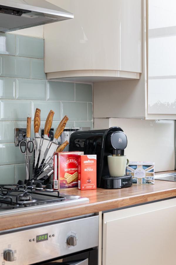 Kensington Nest Serviced House Holiday home *