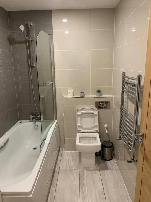 S-w-4 Apartment