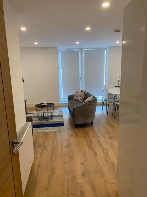 S-w-4 Apartment London