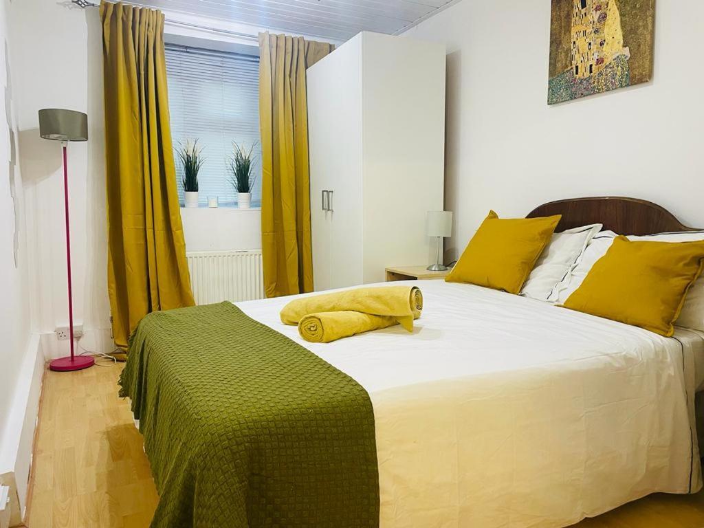 Cosy Flat Close To East Finchley Station * London