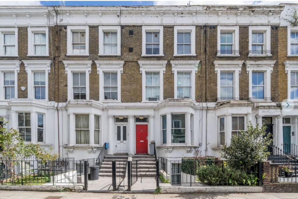 Apartment Specious Bright Flat With Garden In