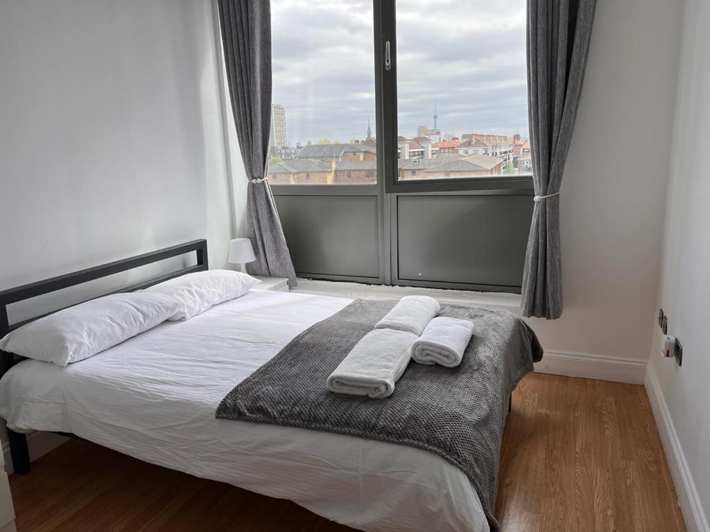 Cosy Entire In Whitechapel/commercial Rd *