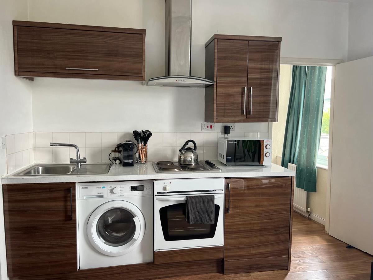 Apartment Bright Near Hyde Park *