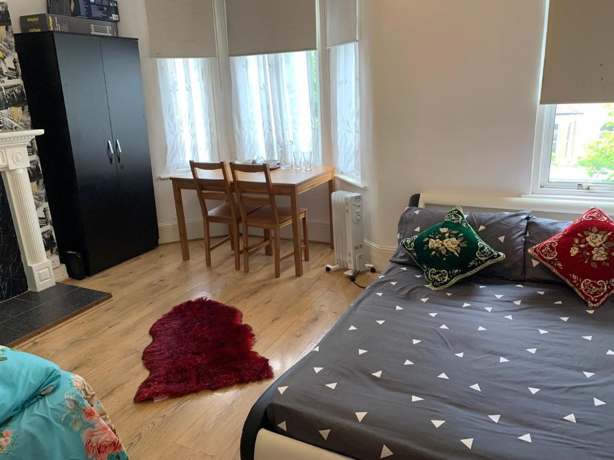 Double Bedroom Near The St Street Rail Station Casa de hóspedes
