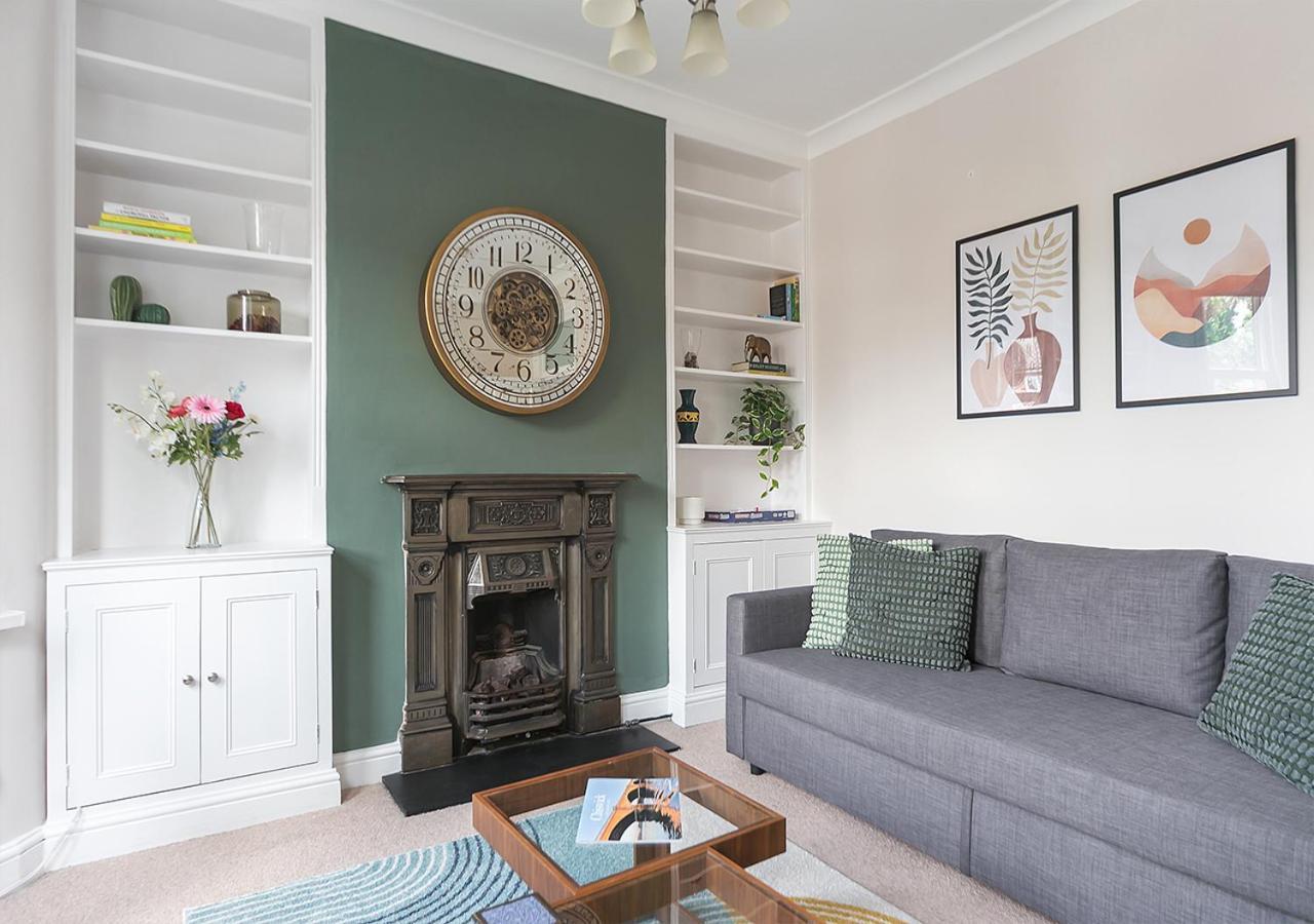 Apartment Luxury Chiswick 2 Bed Victorian Flat