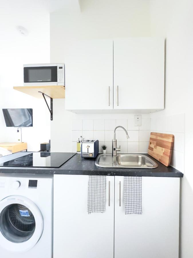 Lovely Studio Flats In Hackney Apartment *