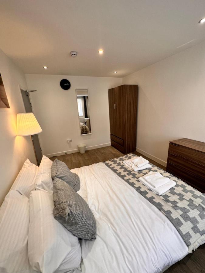 Double And Single In Bromley By Bow Guest house