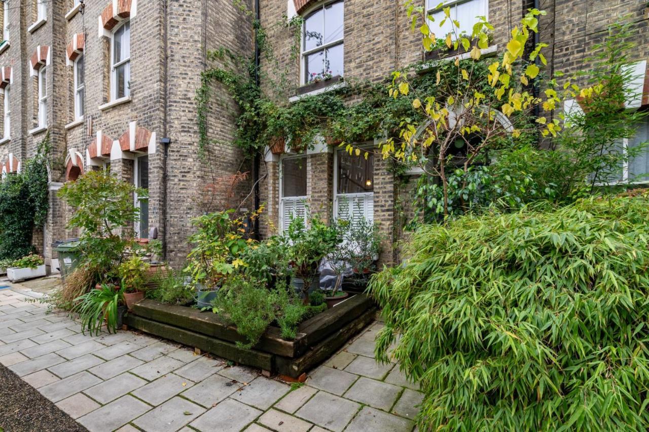 Apartment Beautiful Two Bed Abode In South West *