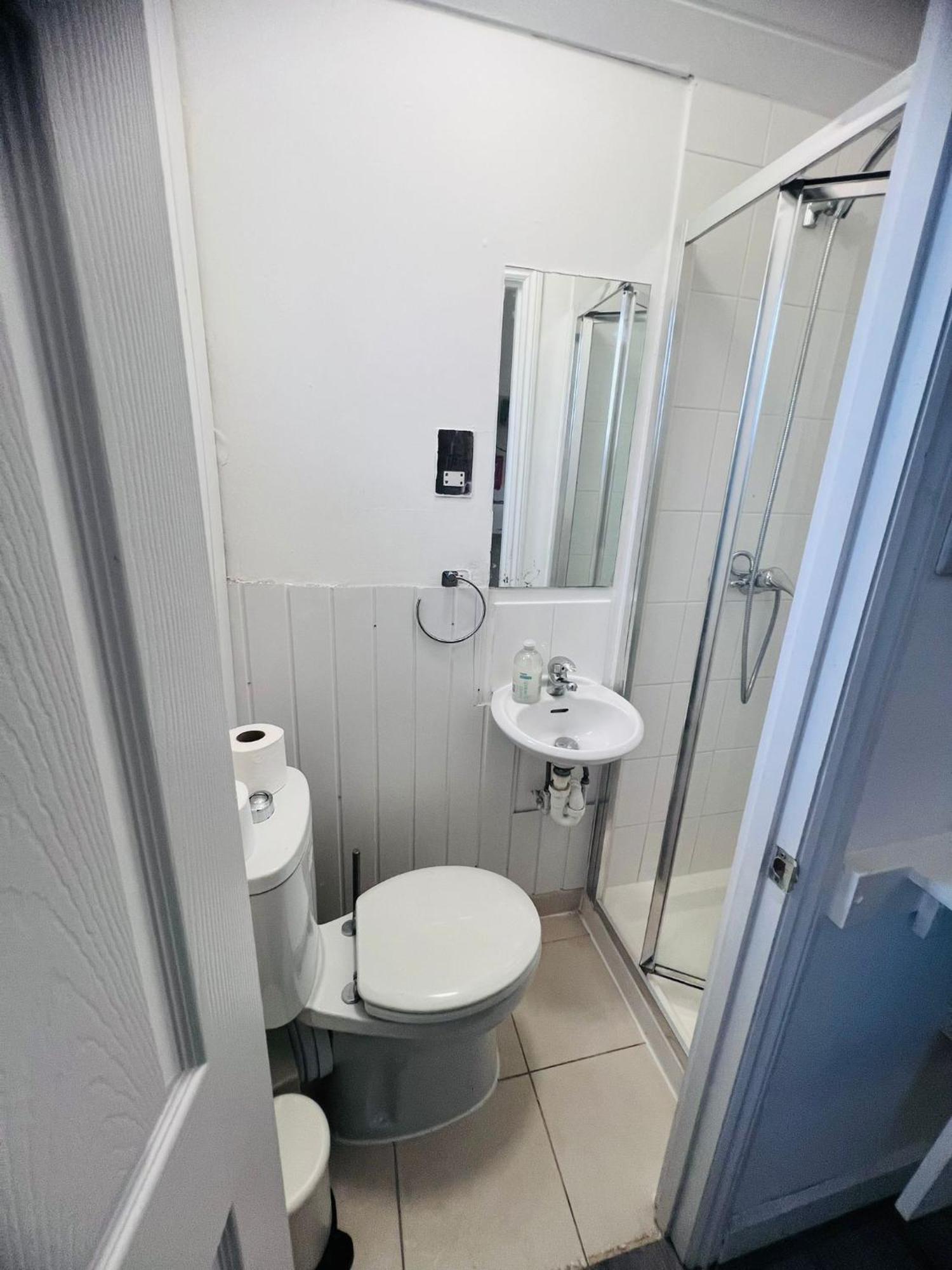 F19- Bright Studio For 1 Near Paddington London